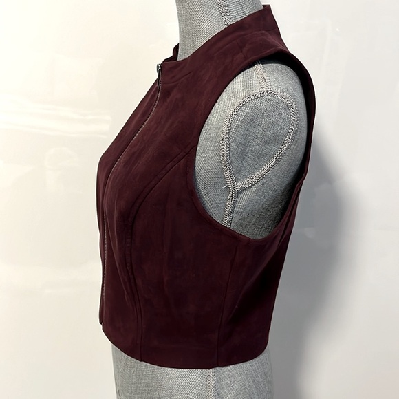 JACK BY BB DAKOTA Burgundy Faux Suede Crop Fitted Vest Zipper Closure, Size L - Picture 5 of 9